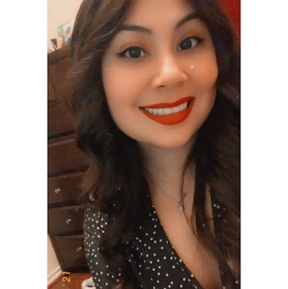 Meet your Posher, Iliana - Picture 1 of 1